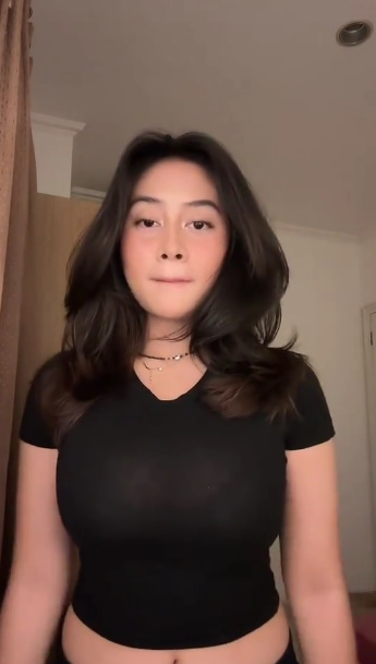 looking makes it uuhhooott_01