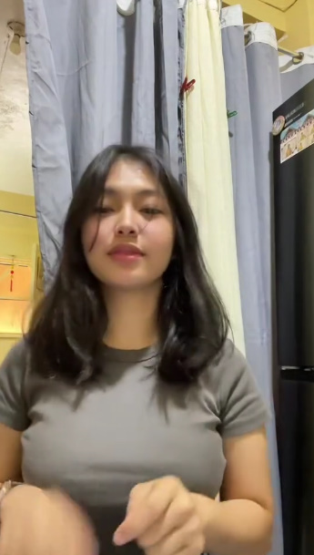 looking makes it uuhhooott_01