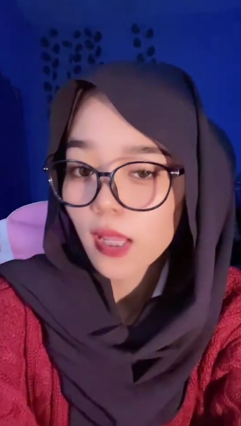 looking makes it uuhhooott_01