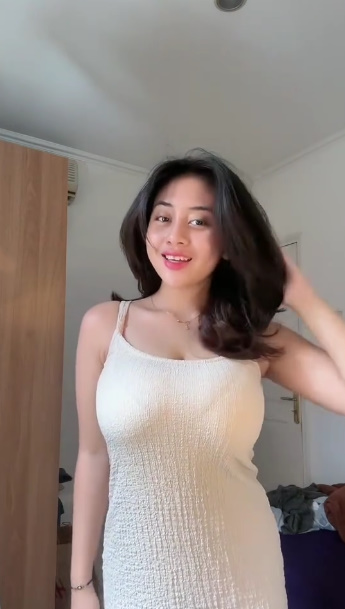 looking makes it uuhhooott_01