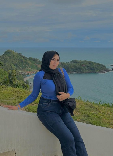 looking makes it uuhhooott_02