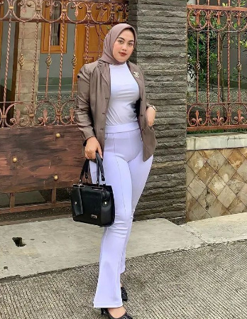 looking makes it uuhhooott_02