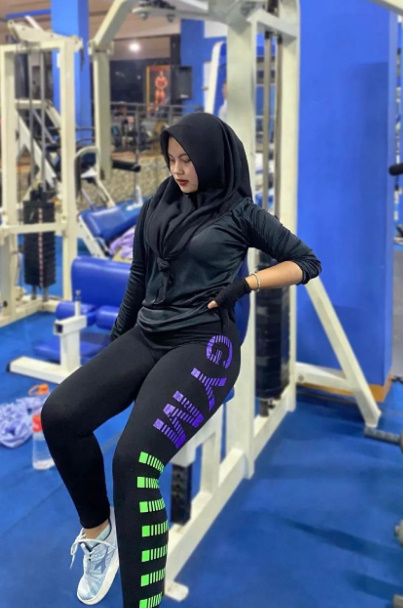 looking makes it uuhhooott_02