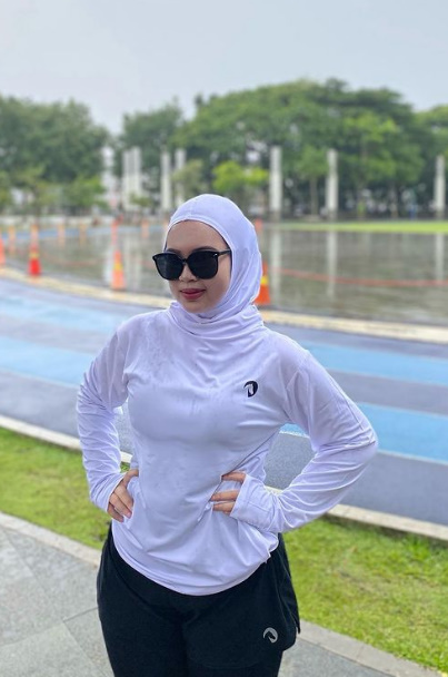 looking makes it uuhhooott_02