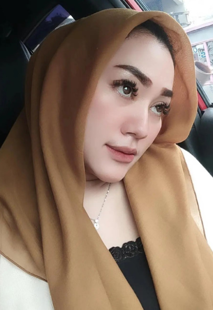 looking makes it uuhhooott_02