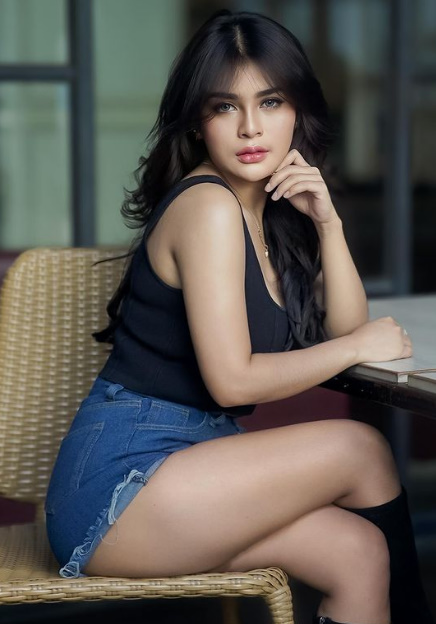 looking makes it uuhhooott_03