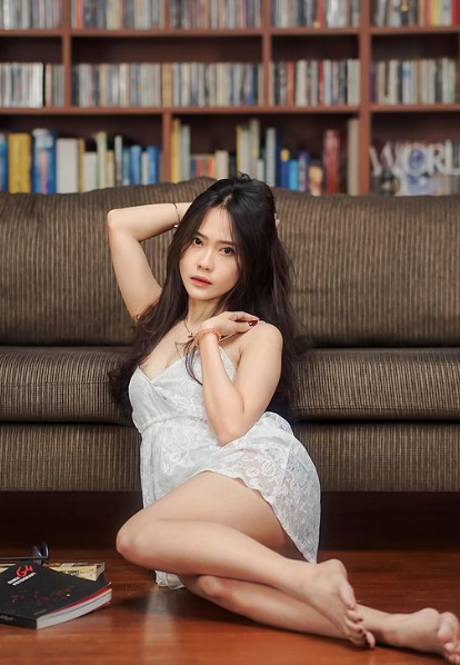 looking makes it uuhhooott_03