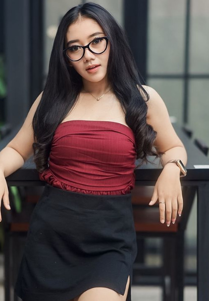 looking makes it uuhhooott_03