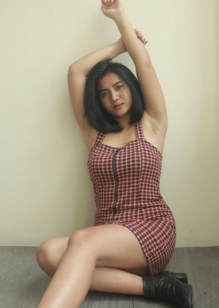 looking makes it uuhhooott_03