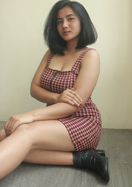 looking makes it uuhhooott_03