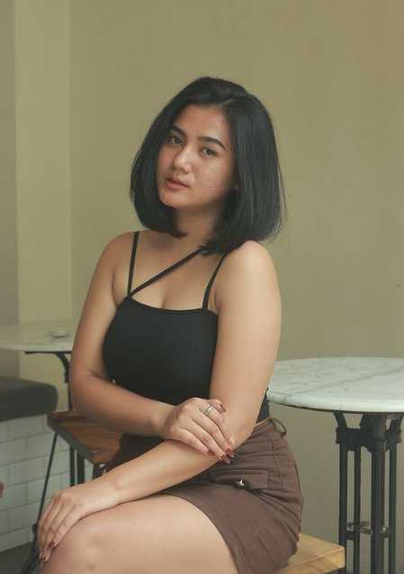 looking makes it uuhhooott_03