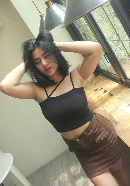 looking makes it uuhhooott_03