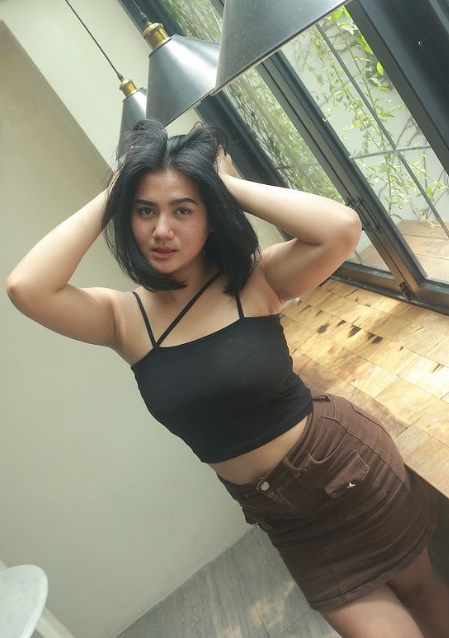 looking makes it uuhhooott_03