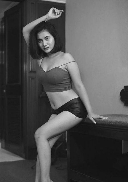 looking makes it uuhhooott_03