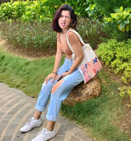 looking makes it uuhhooott_03