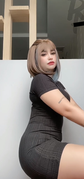 looking makes it uuhhooott_04