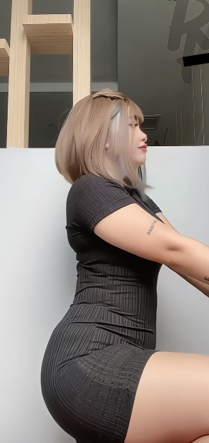 looking makes it uuhhooott_04