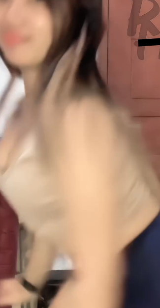 looking makes it uuhhooott_04