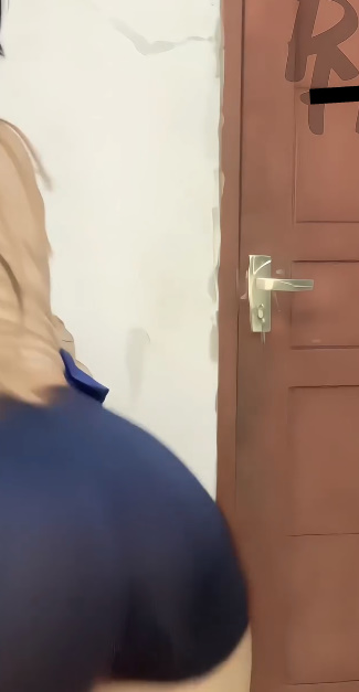 looking makes it uuhhooott_04