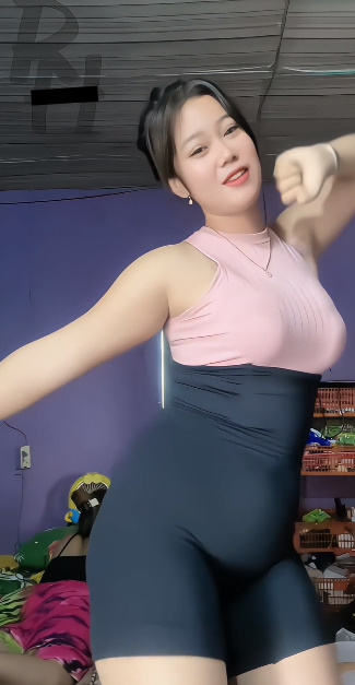 looking makes it uuhhooott_04