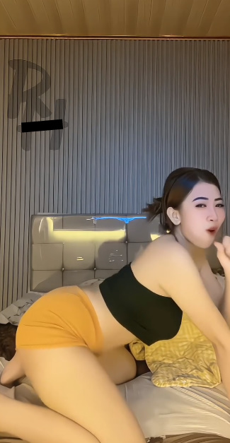 looking makes it uuhhooott_04