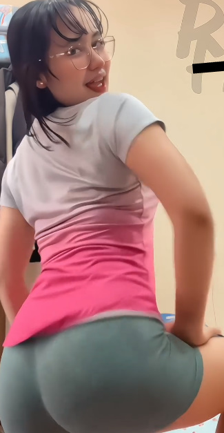 looking makes it uuhhooott_04