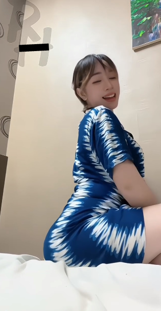 looking makes it uuhhooott_04