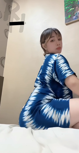 looking makes it uuhhooott_04