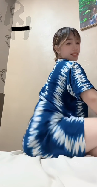 looking makes it uuhhooott_04