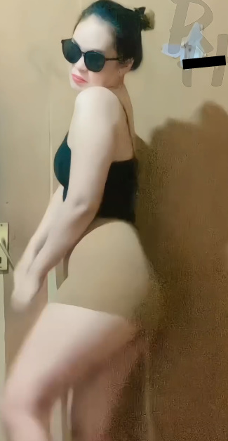 looking makes it uuhhooott_04