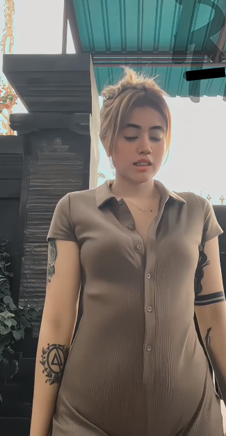 looking makes it uuhhooott_04