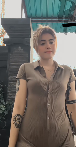 looking makes it uuhhooott_04