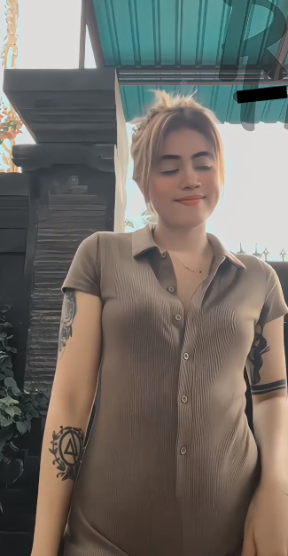 looking makes it uuhhooott_04