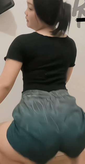 looking makes it uuhhooott_04