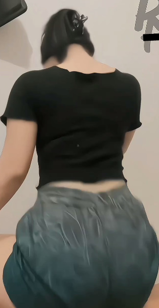 looking makes it uuhhooott_04