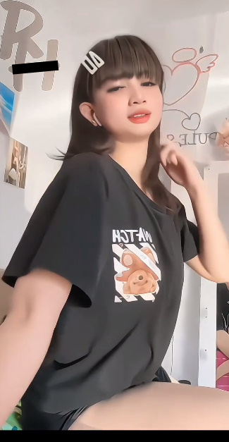 looking makes it uuhhooott_04