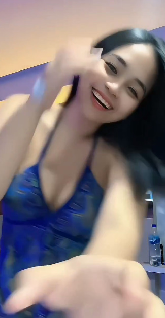 looking makes it uuhhooott_04