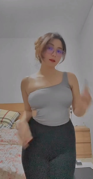 looking makes it uuhhooott_04