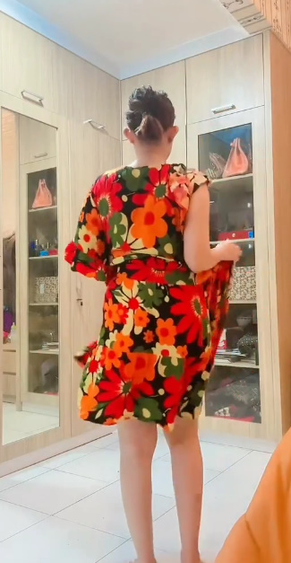 looking makes it uuhhooott_04