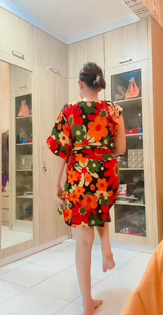 looking makes it uuhhooott_04