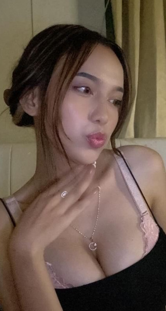 looking makes it uuhhooott_05