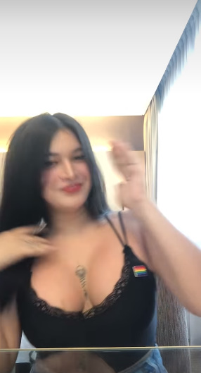 looking makes it uuhhooott_10