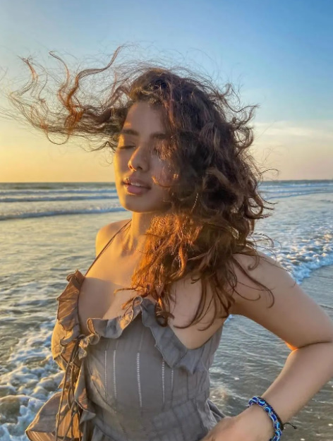 looking makes it uuhhooott_10