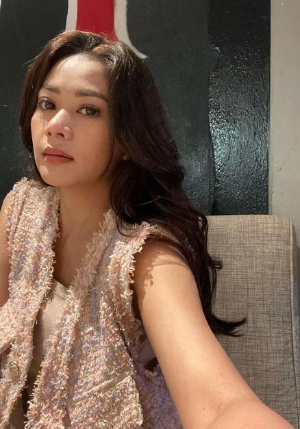 looking makes it uuhhooott_11