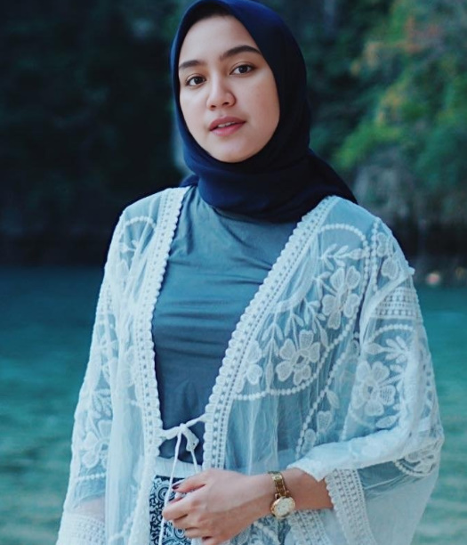 looking makes it uuhhooott_12