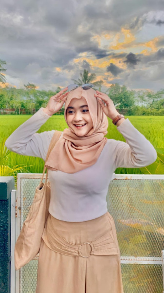 looking makes it uuhhooott_12