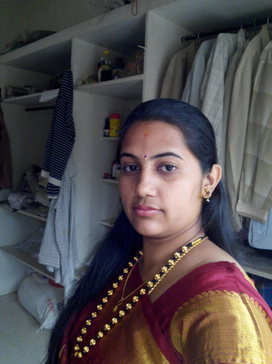 Indian Tamil aunty pic old