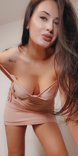 looking makes it uuhhooott_17