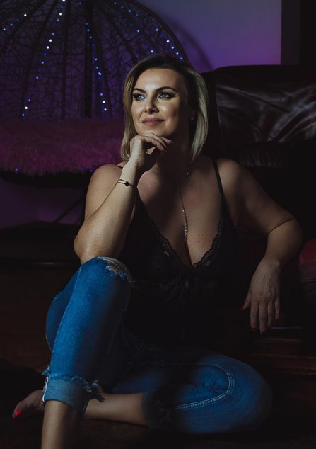 looking makes it uuhhooott_23