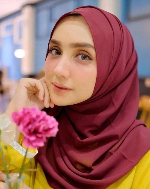 looking makes it uuhhooott_29